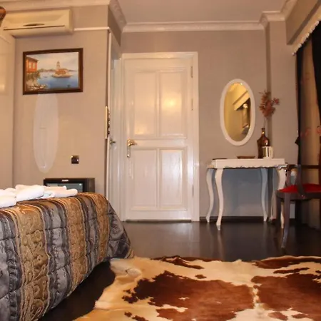 Sultansaray Suites 3*